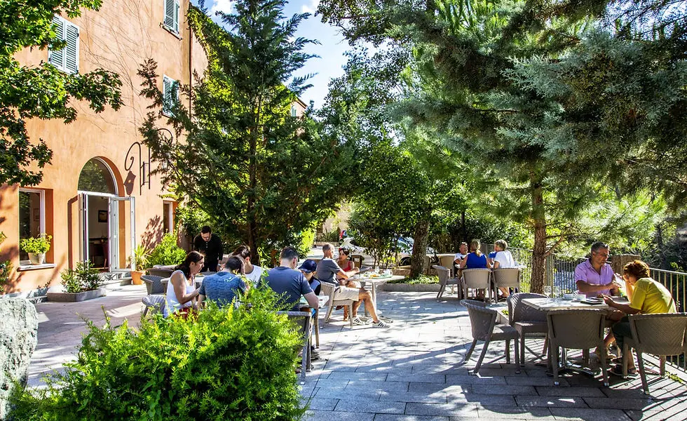 Hôtel les Jardins de la Glacière