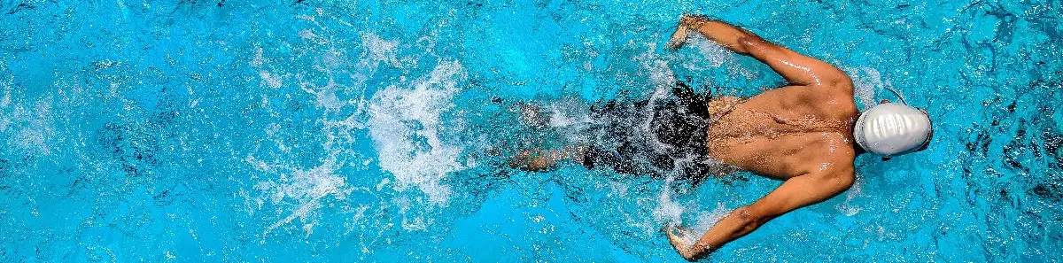 Childrens swimming lessons