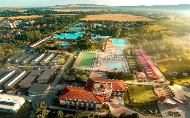 Vadaš - plavecký bazén