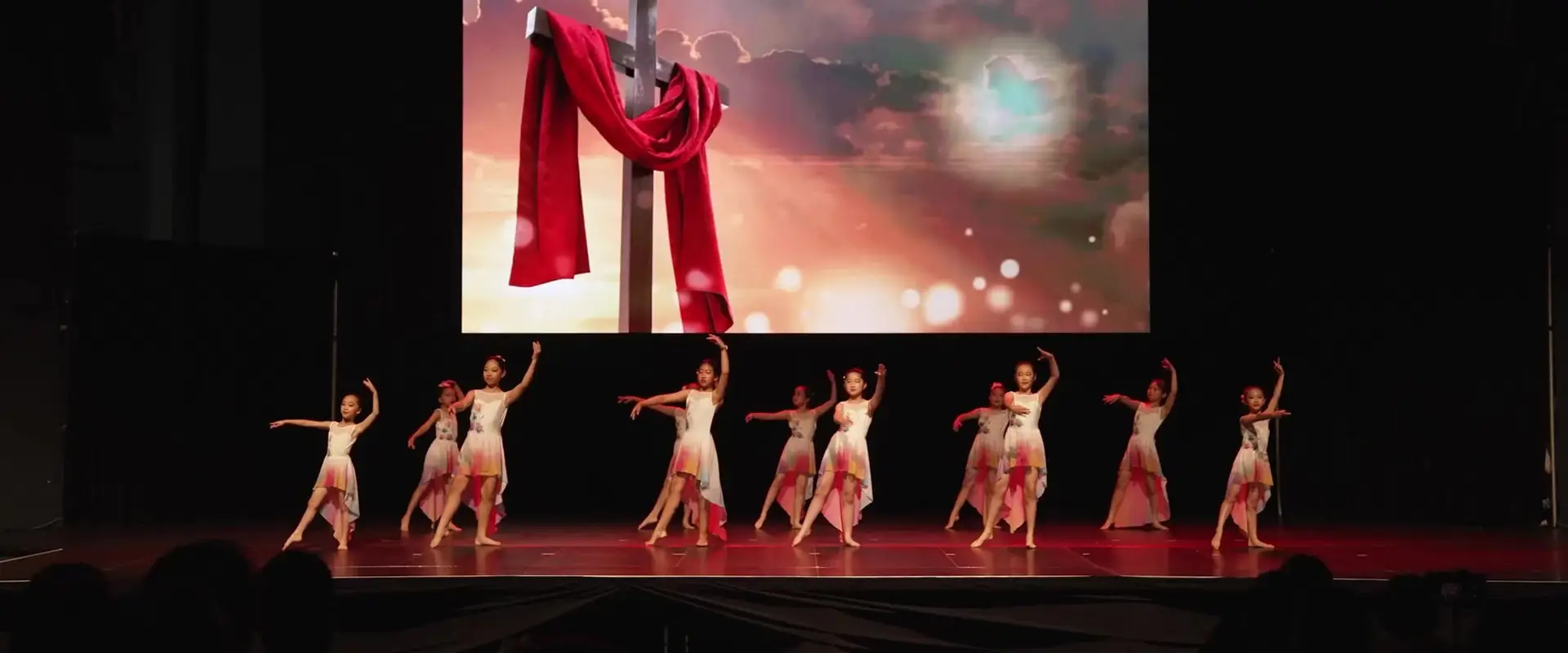 WE DANCE SCHOOL