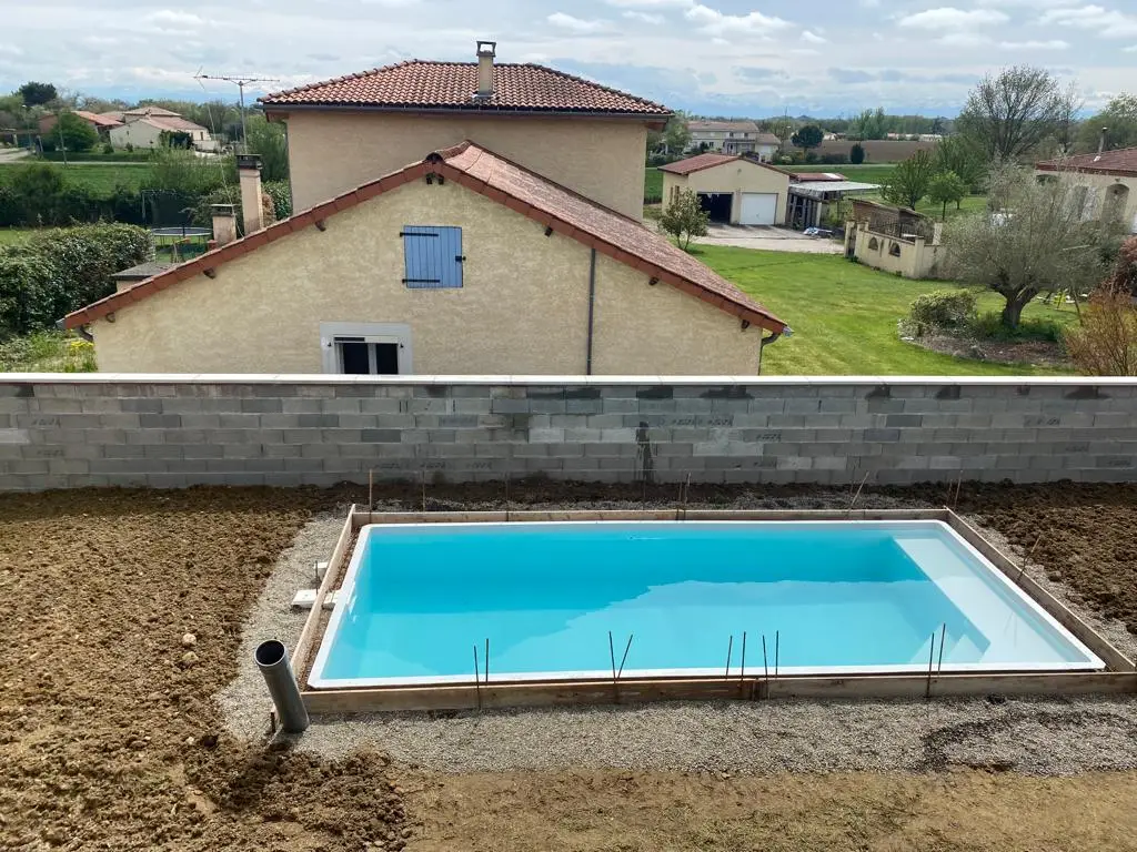 CBM PISCINE