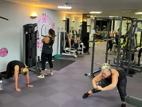 Club Zest