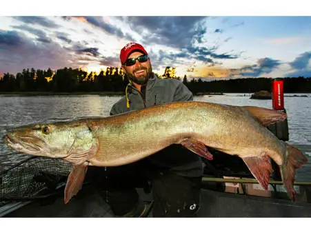 Lac Seul Floating Lodges