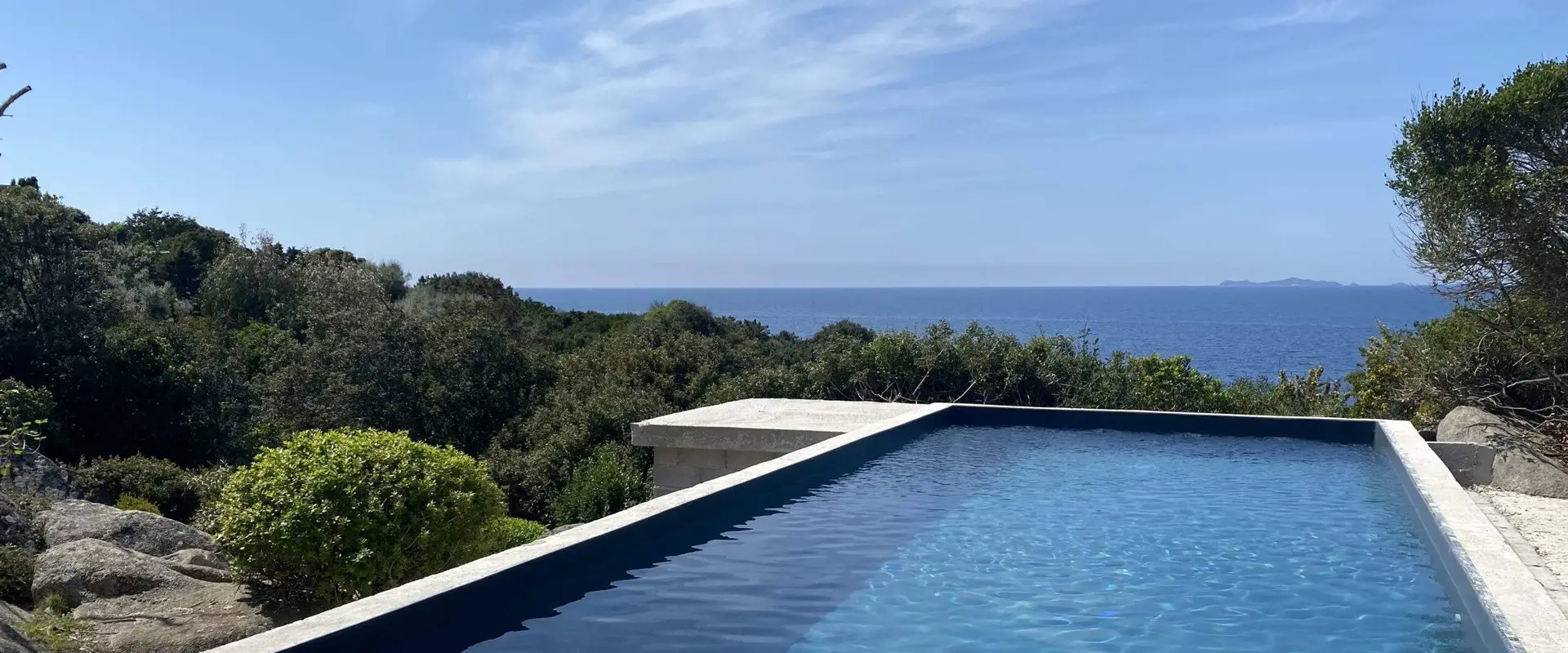 WELLNESS POOL piscine en corse