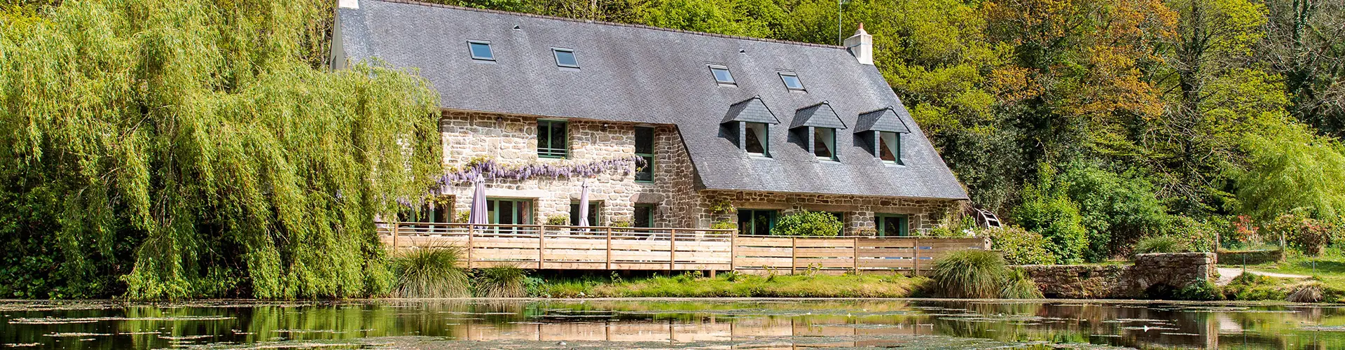 Gîte Moulin la Salmonière (Grand gîte de groupe piscine Bretagne)
