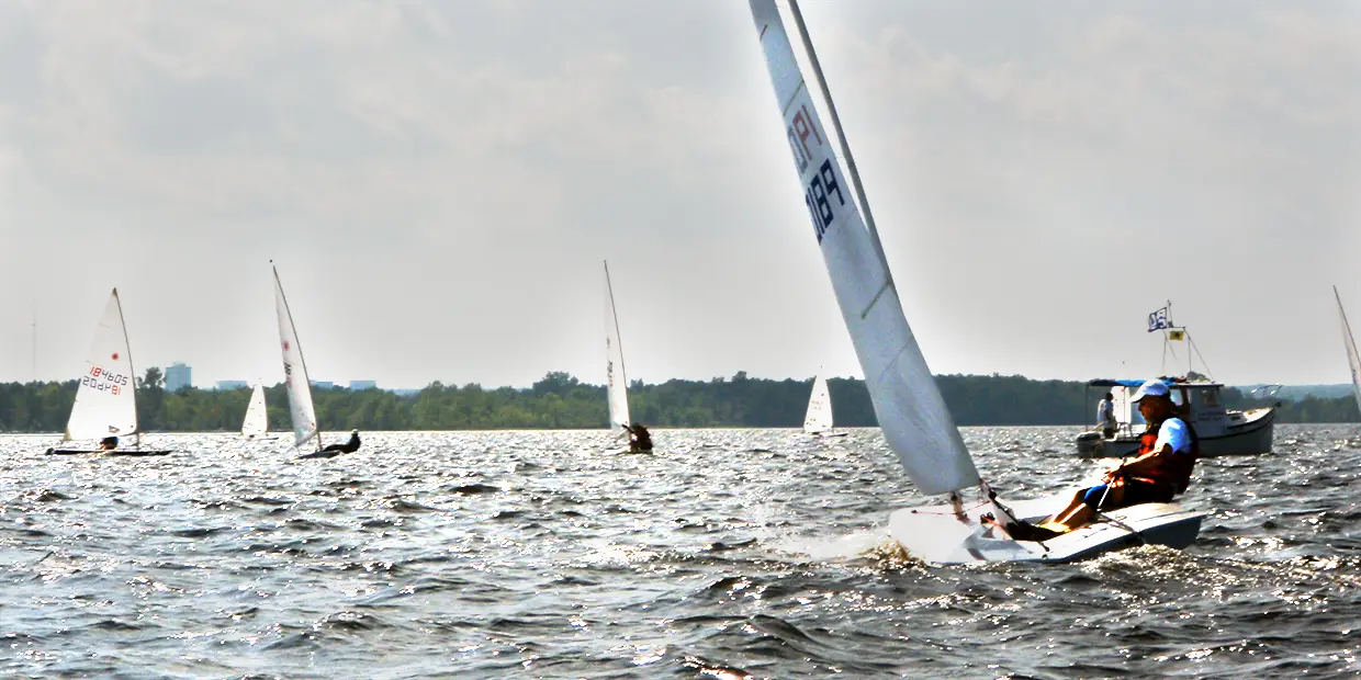 Lac Deschnes Sailing Club