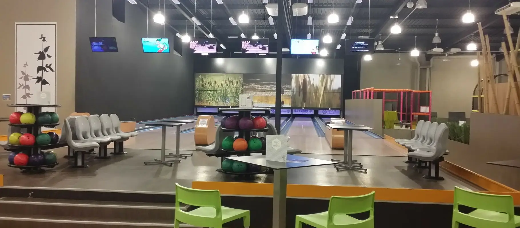 The complex Bowling Du Marais Park