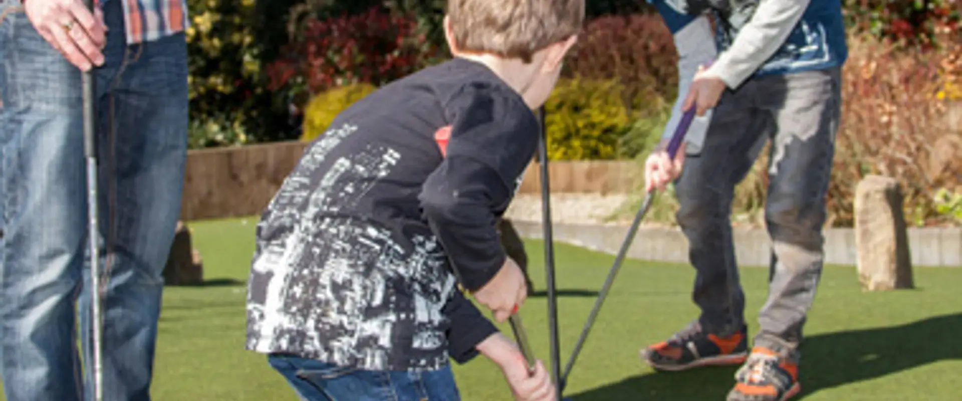 Golden Putter Mini Golf