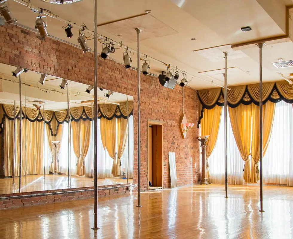 Studio Phnix - Montreal's Greatest Pole Dance & Aerial Arts Studio