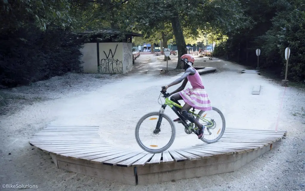 Pumptrack Marignane by bikesolutions.fr