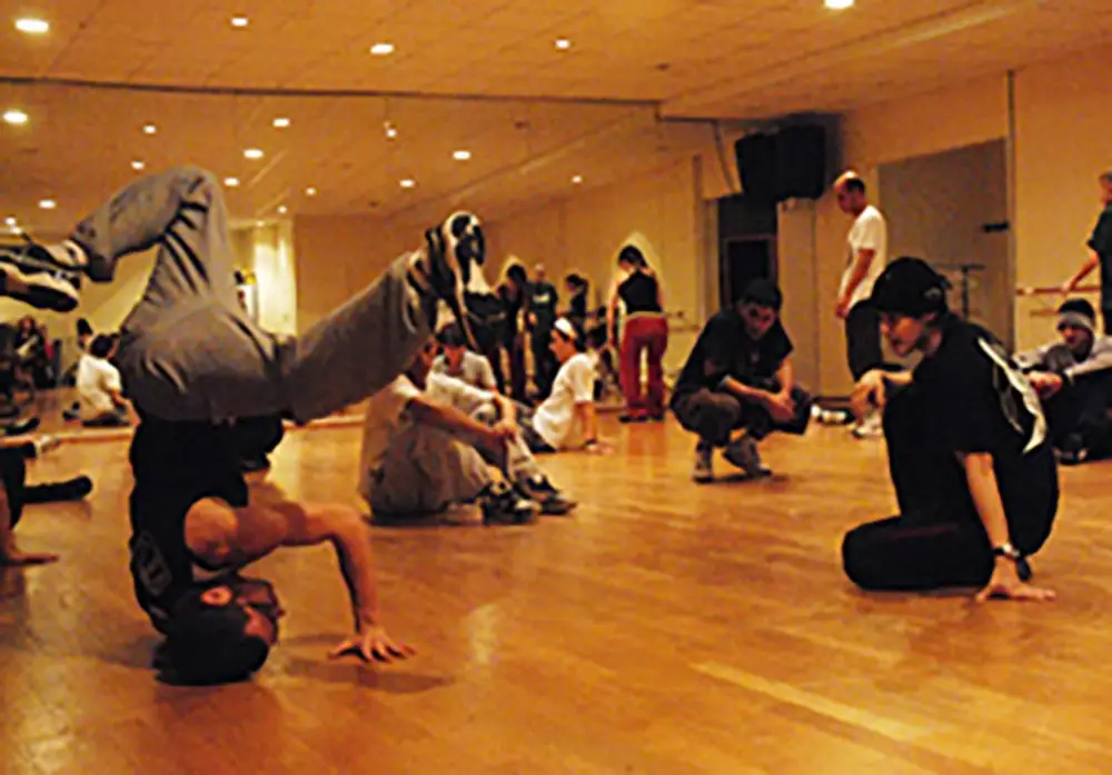 Break Dance Crew