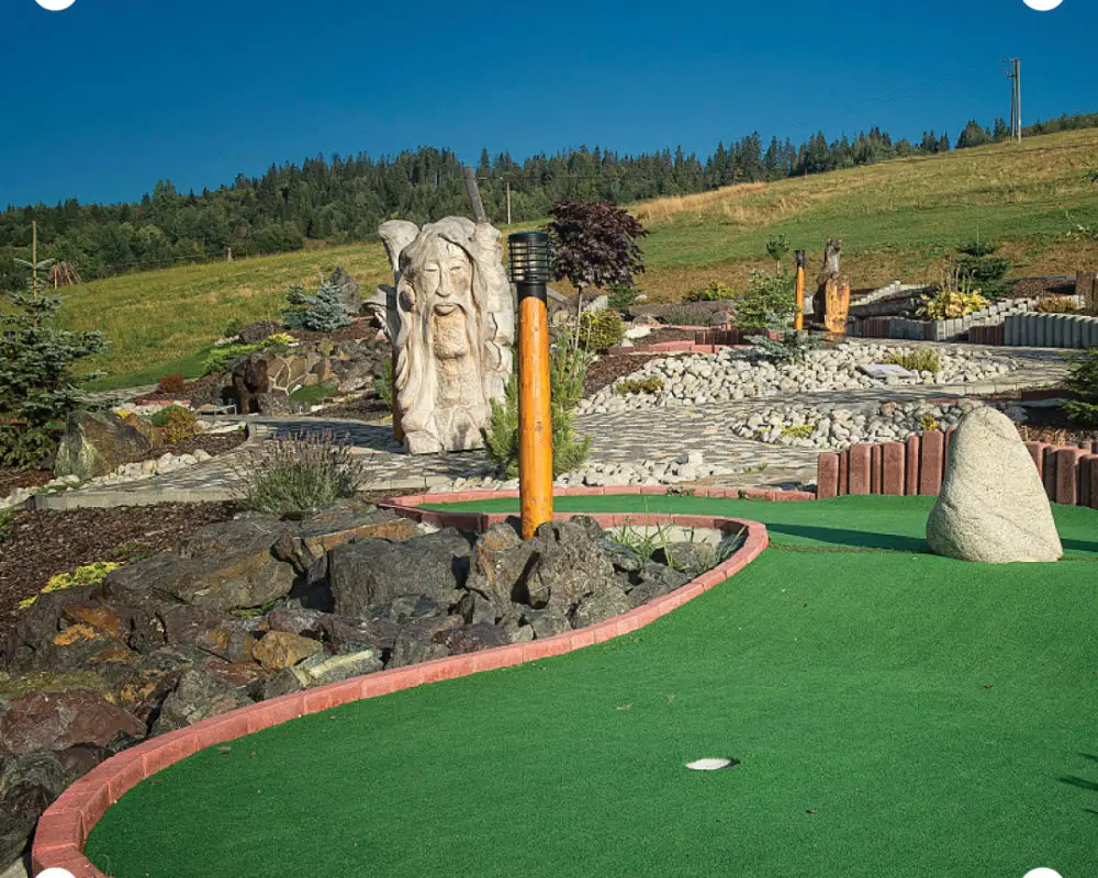 Adventure Minigolf Ždiar / Wellness Penzión *** Strachan