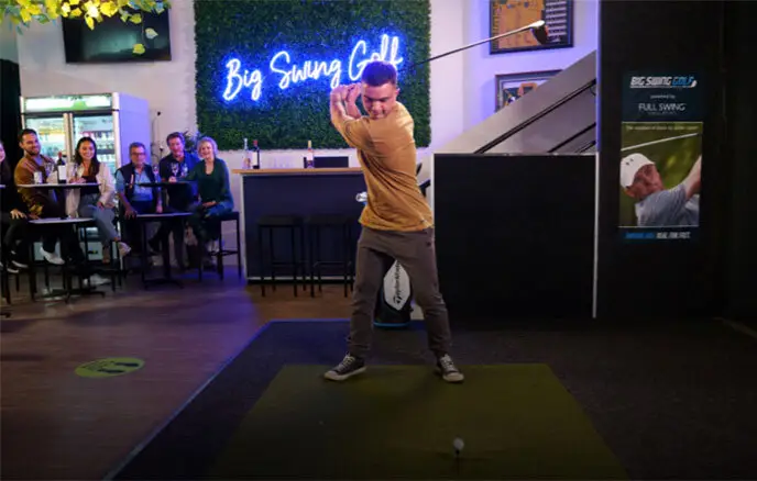 Big Swing Golf Woolloongabba - Indoor Golf and Bar