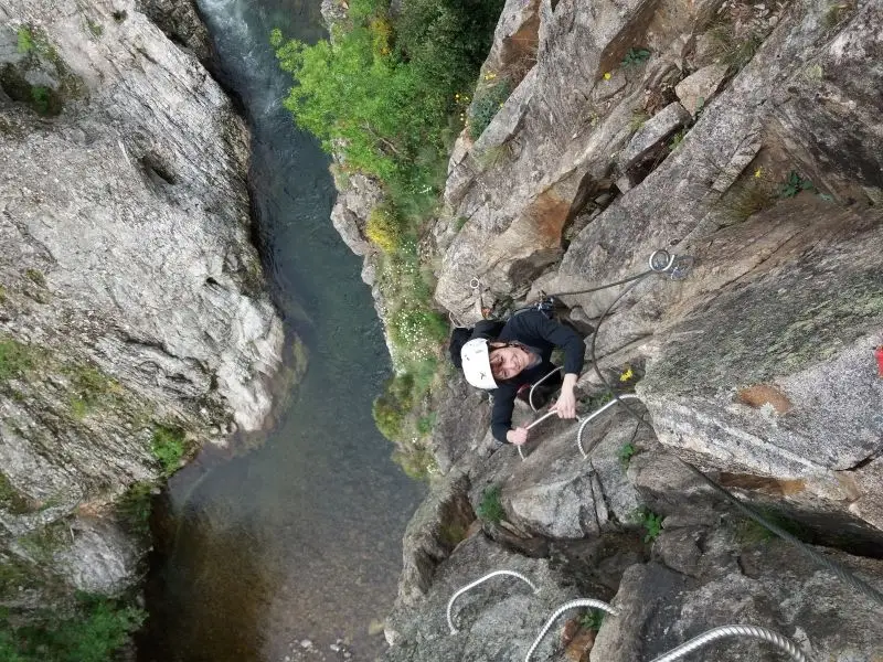 Les Intra-terrestres: canyoning en Ardèche