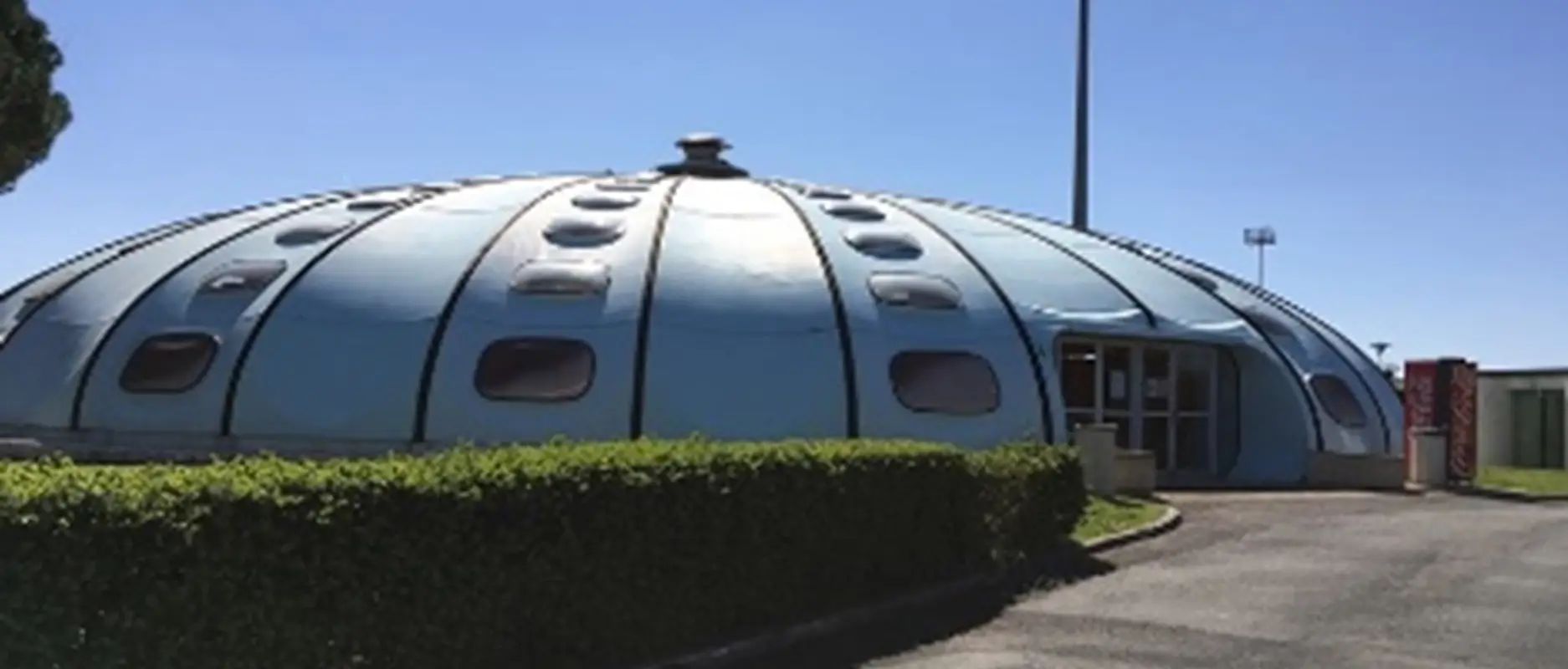 PISCINE MUNICIPALE COUVERTE ET CHAUFFEE