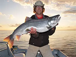 Trophy Lodge NWT