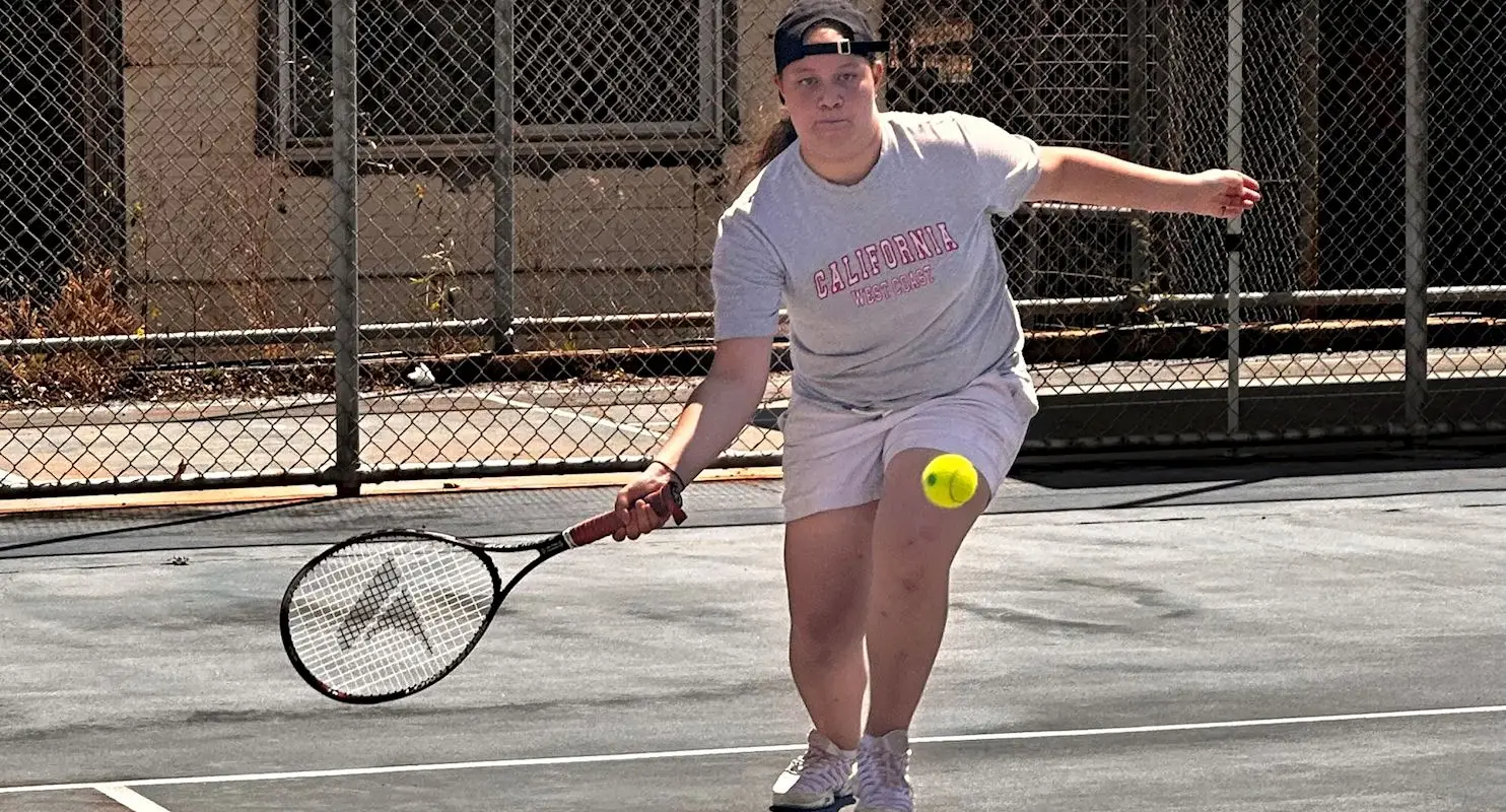 Tennis Gove