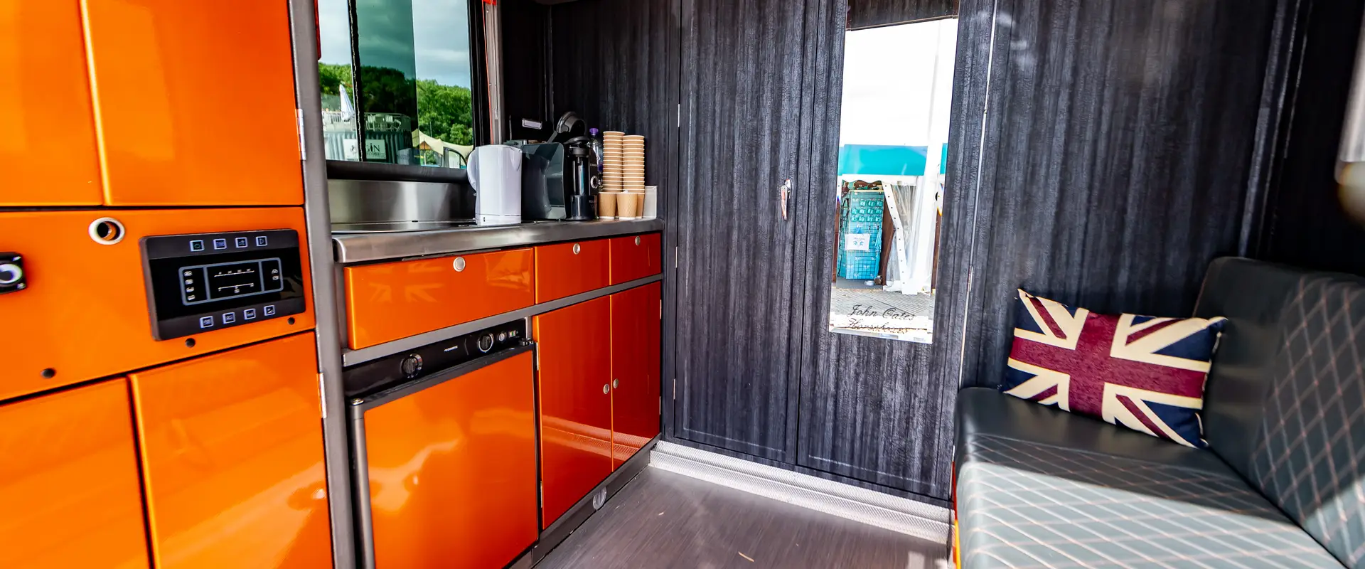 John Oates Horseboxes