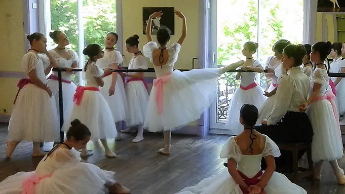 School Ballet Joële Ariel