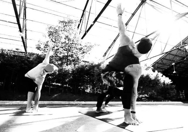 This Yogi Lifts