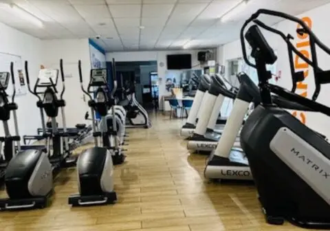 Orange Bleue Room De Sport