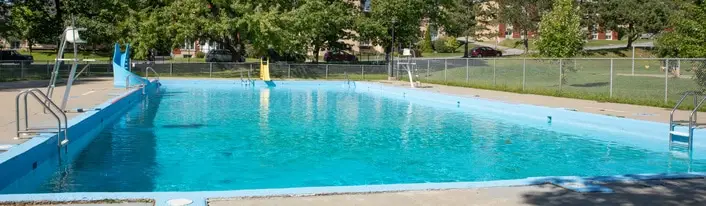 Piscine de la Claire-Fontaine du parc Victoria