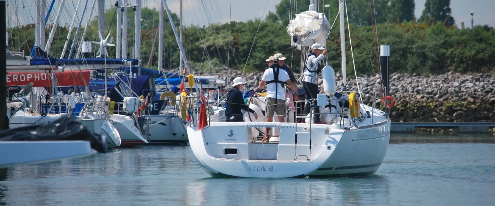 Four Seasons Yacht Charter & Sailing School