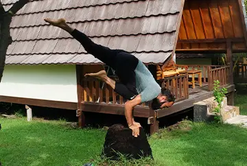 Anandam Yoga School