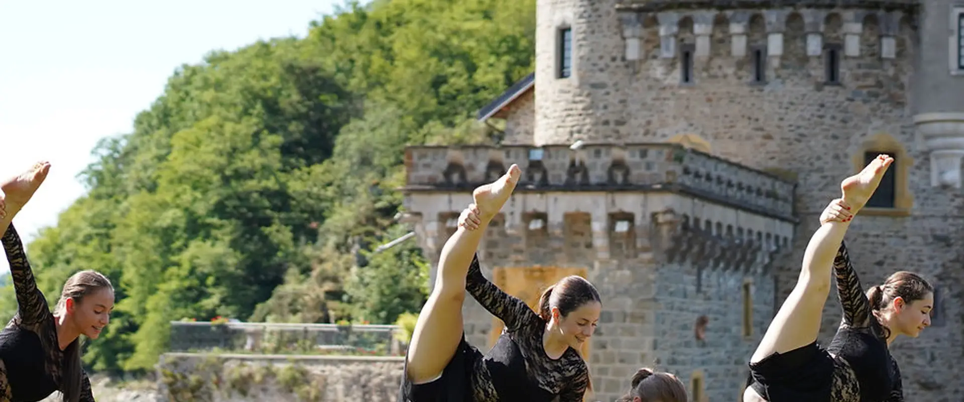 Feeling Dance