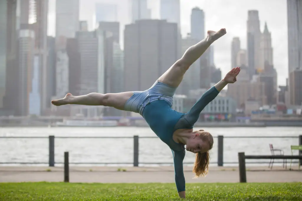 Ab Dance Art