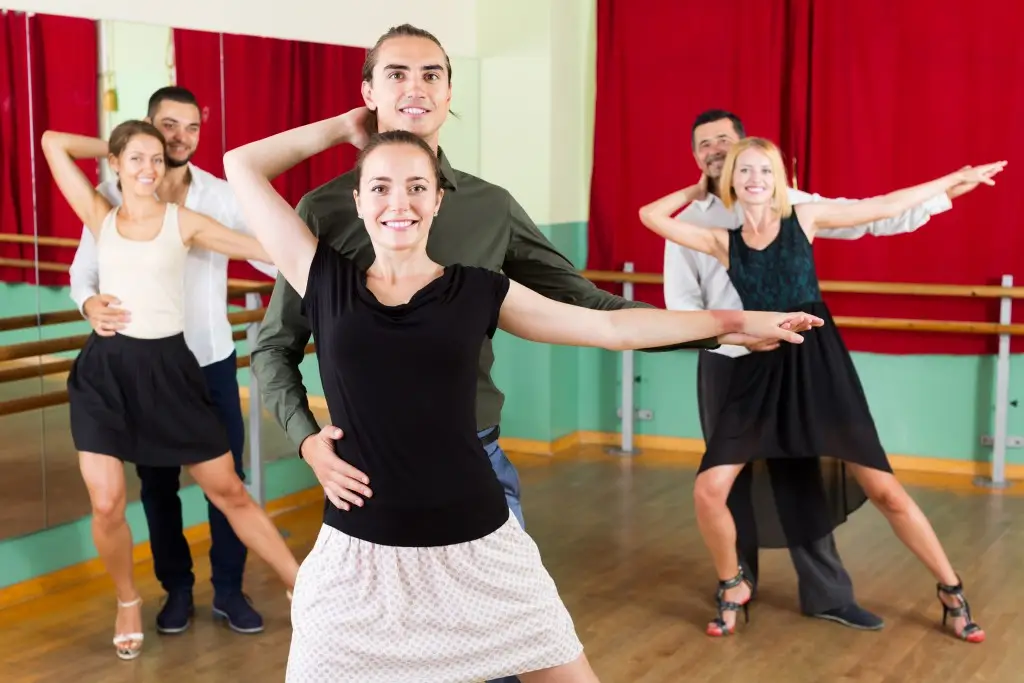 Zig Zag Dance Factory