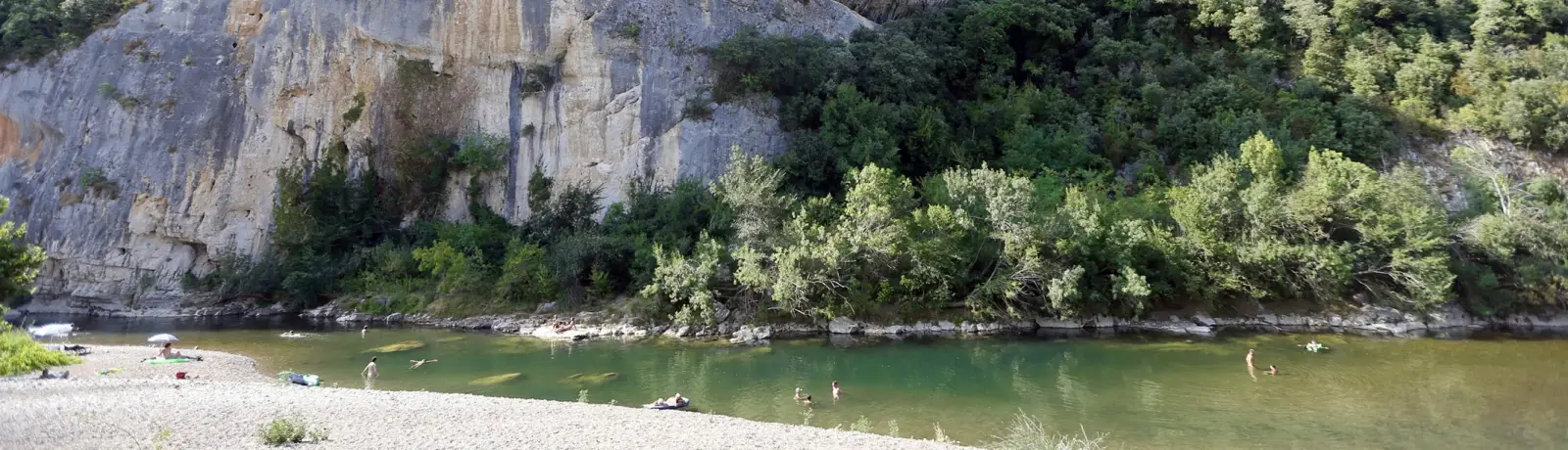 Camping Naturiste La Genèse