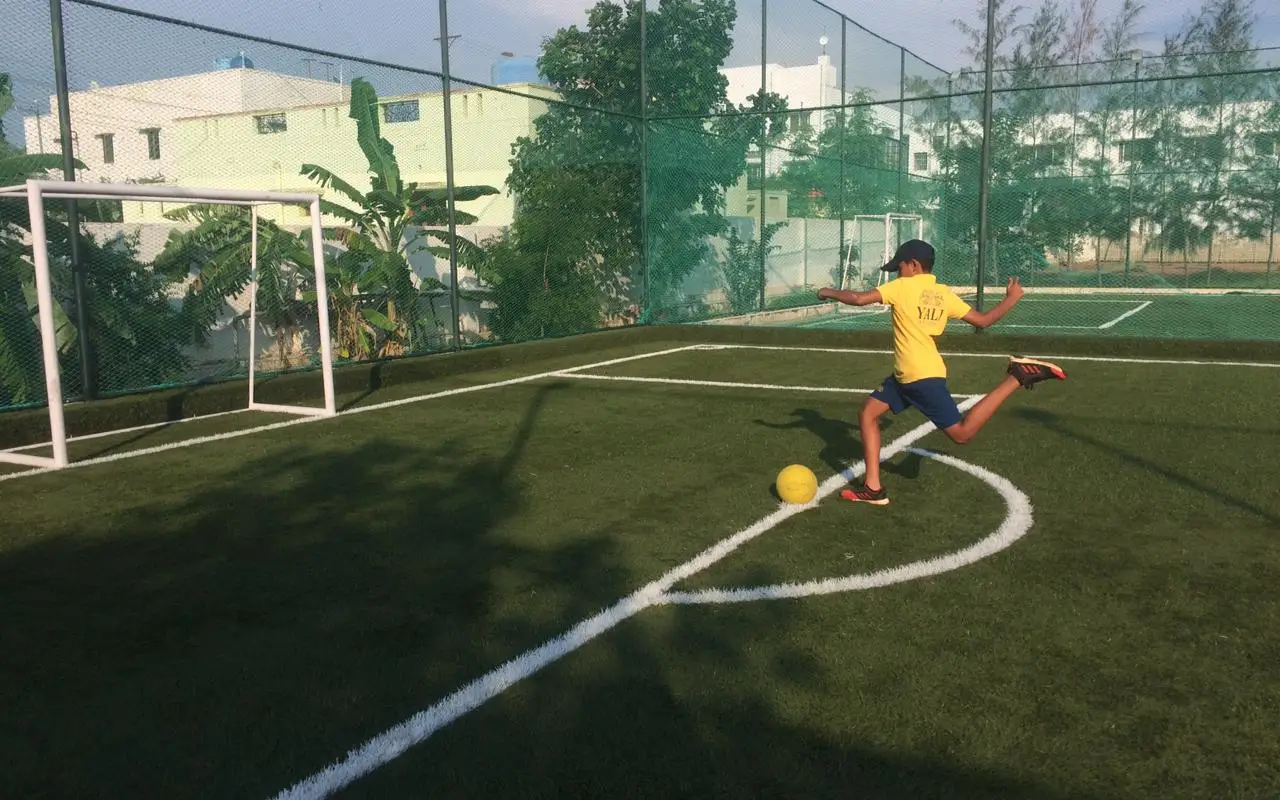Yali 5s Turf Football