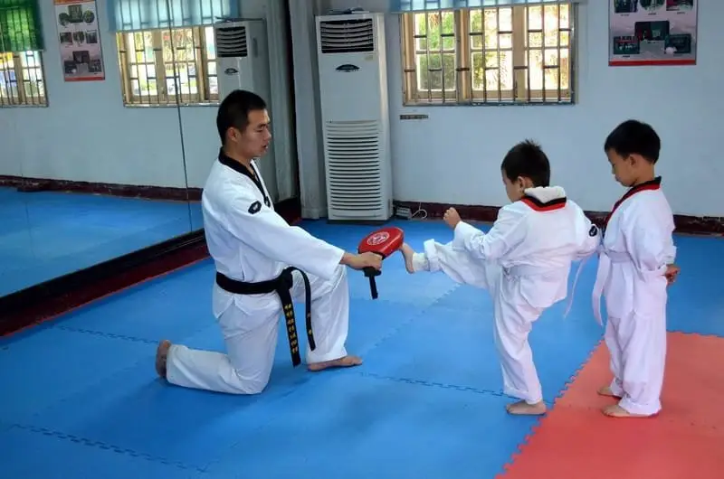 Eks - School Karate Shotokan De St-Jeoire
