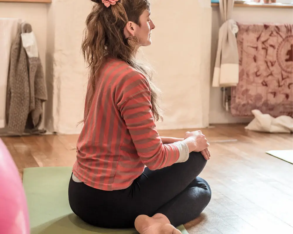 Iona Yoga.