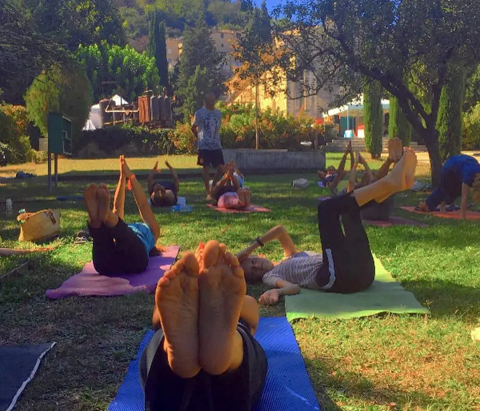 Bhavani Yoga - Thomas Carruelle