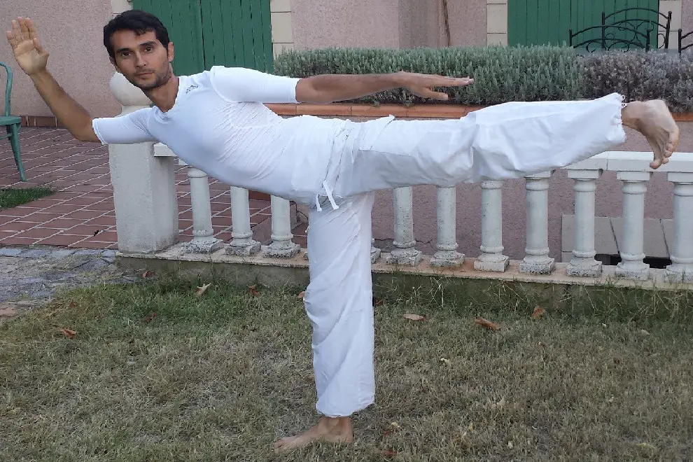 Yoga - A-Corps Le Roux Nicolas - Marseille - Aubagne - France