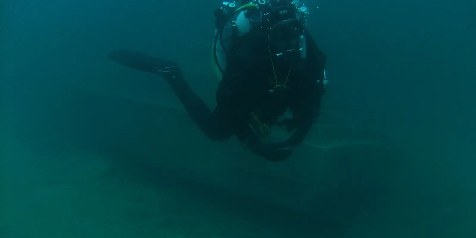 Above & Below Dive Centre