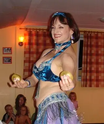 Belly Dance Wales Classes