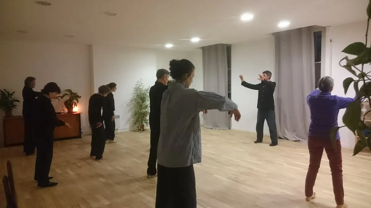 Le Corps En Tete