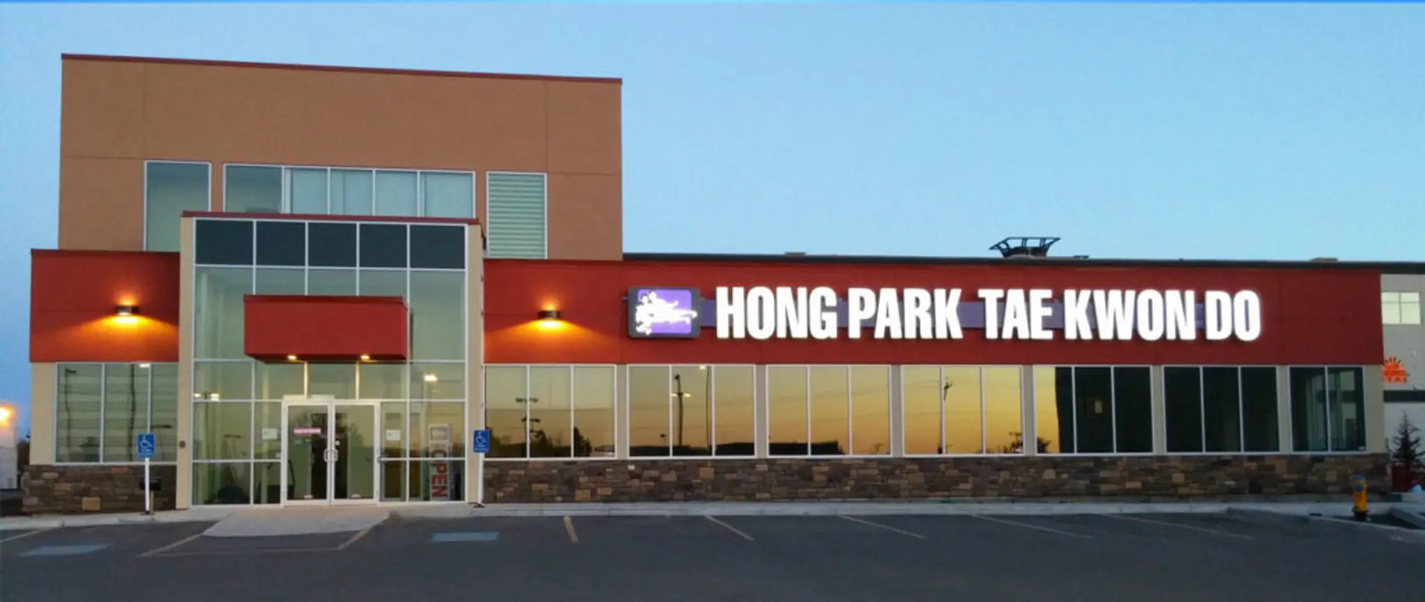 Hong Park Tae Kwon Do College