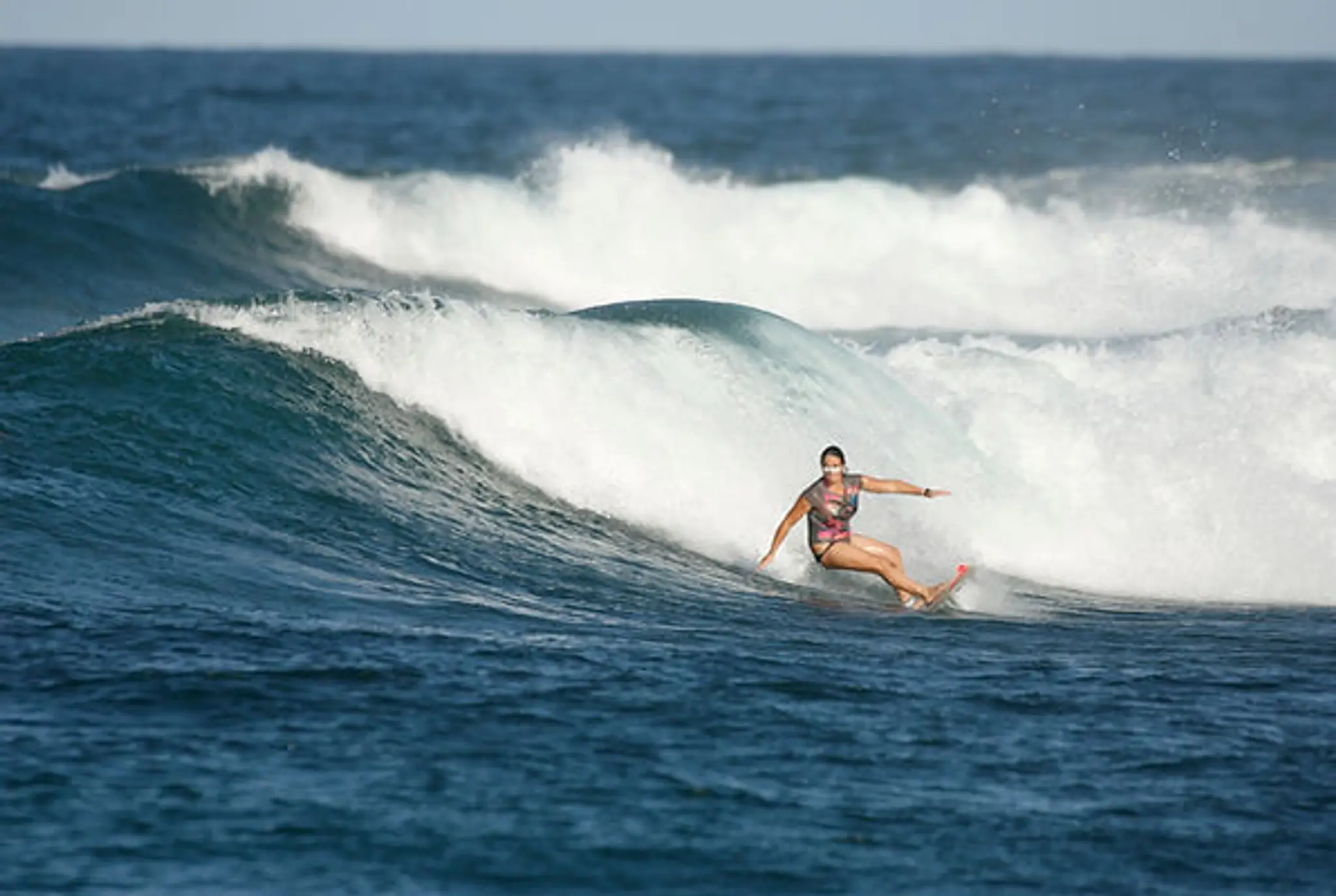Mahi-Mahi Surf School, École Et Cours De Surf