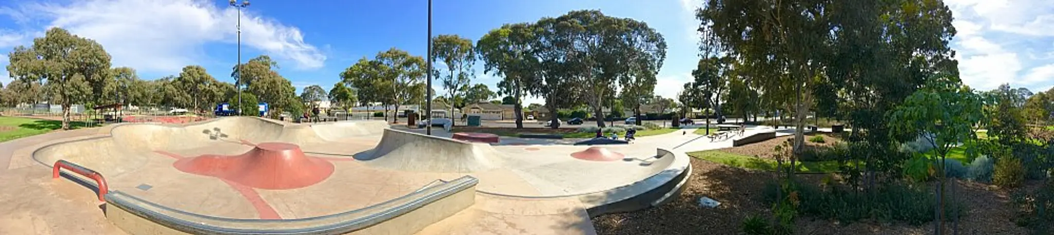 Oaklands Recreation Plaza