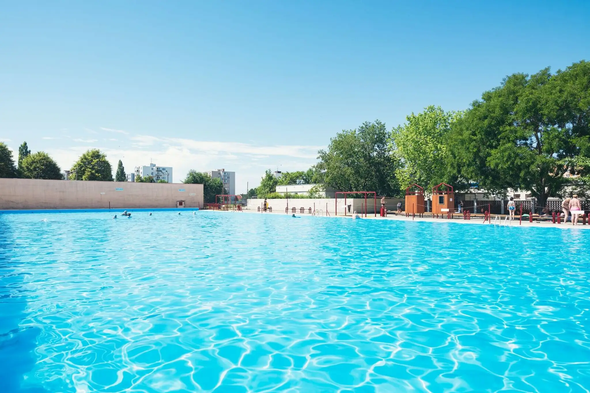 City swimming pool Zátvor