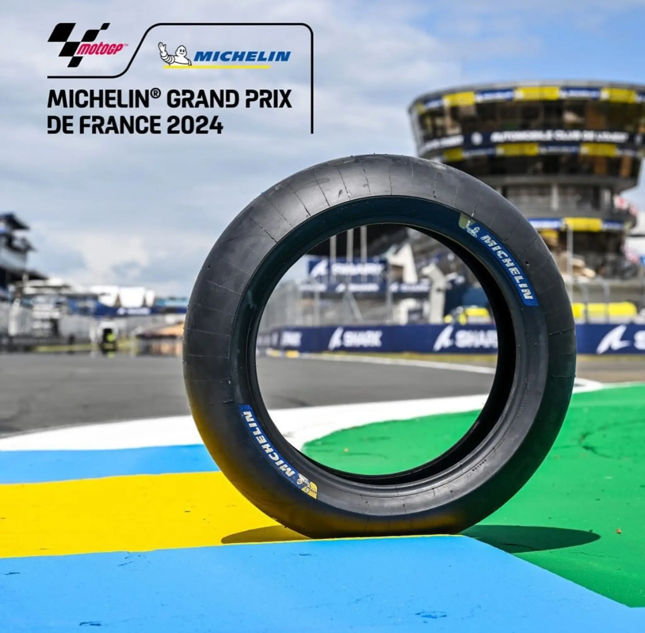 T13 - Tribune Club Dunlop