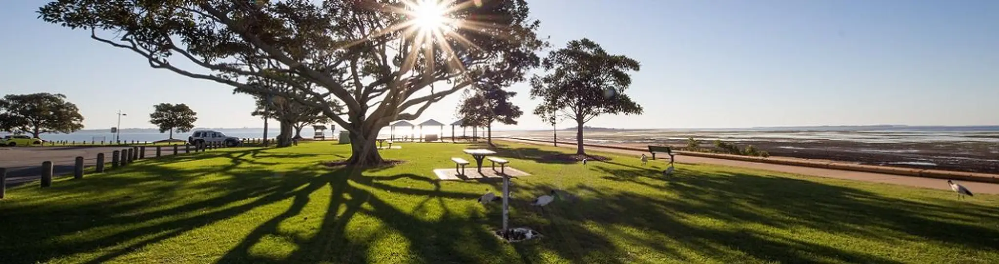 Raby Bay Esplanade Park - Half Basketball court
