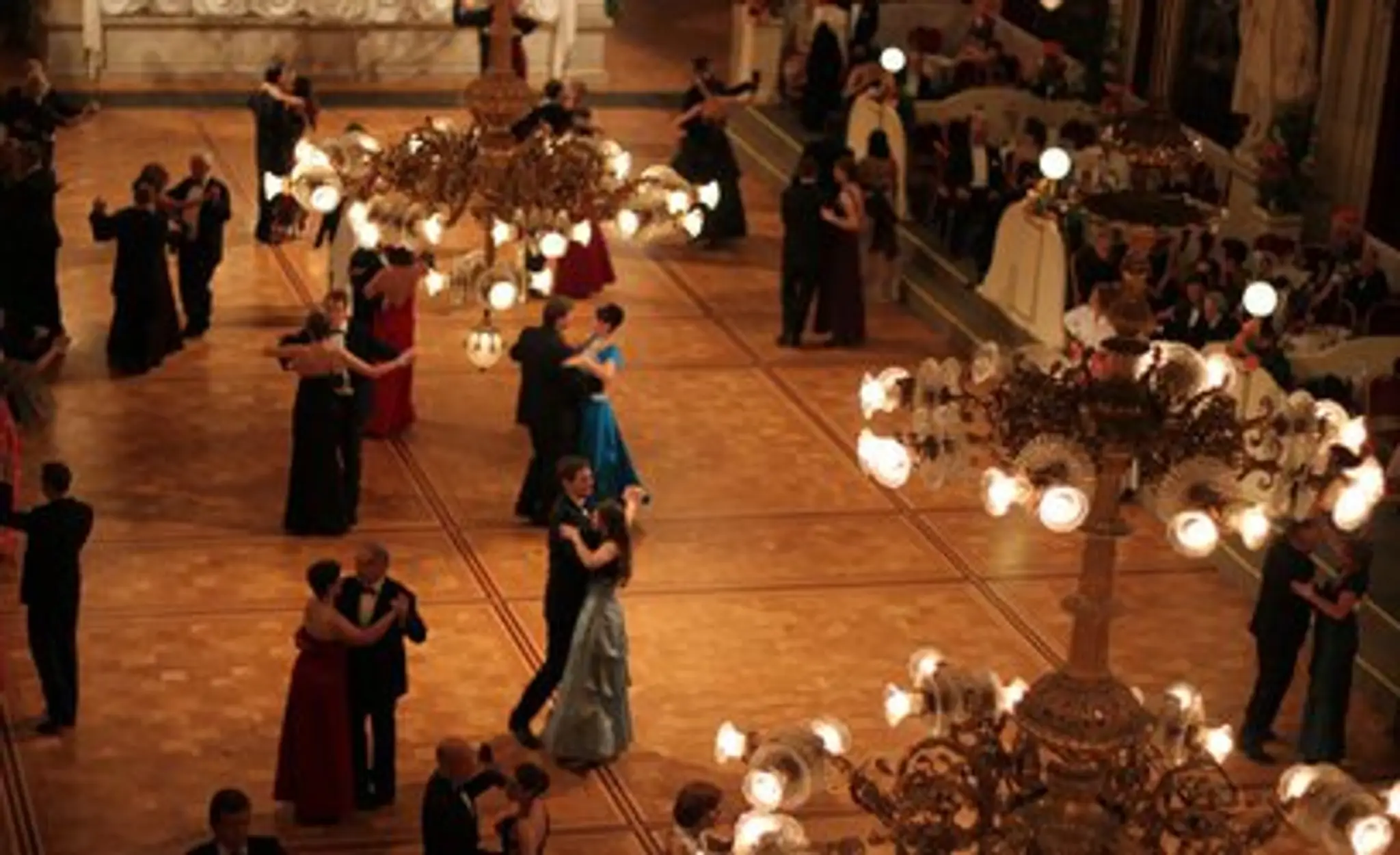 Soir De Bal