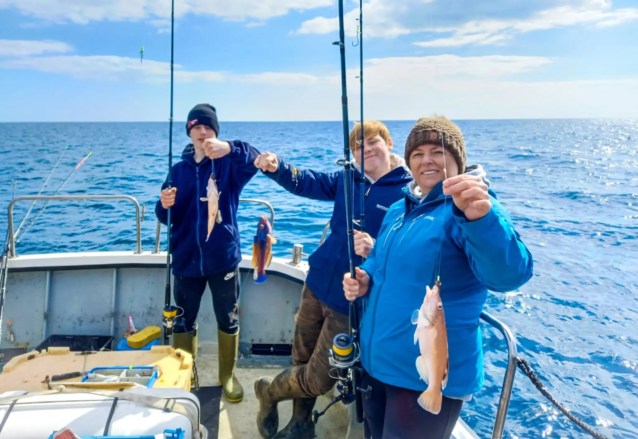 Jurassic Boat Trips - Sightseeing & Fishing