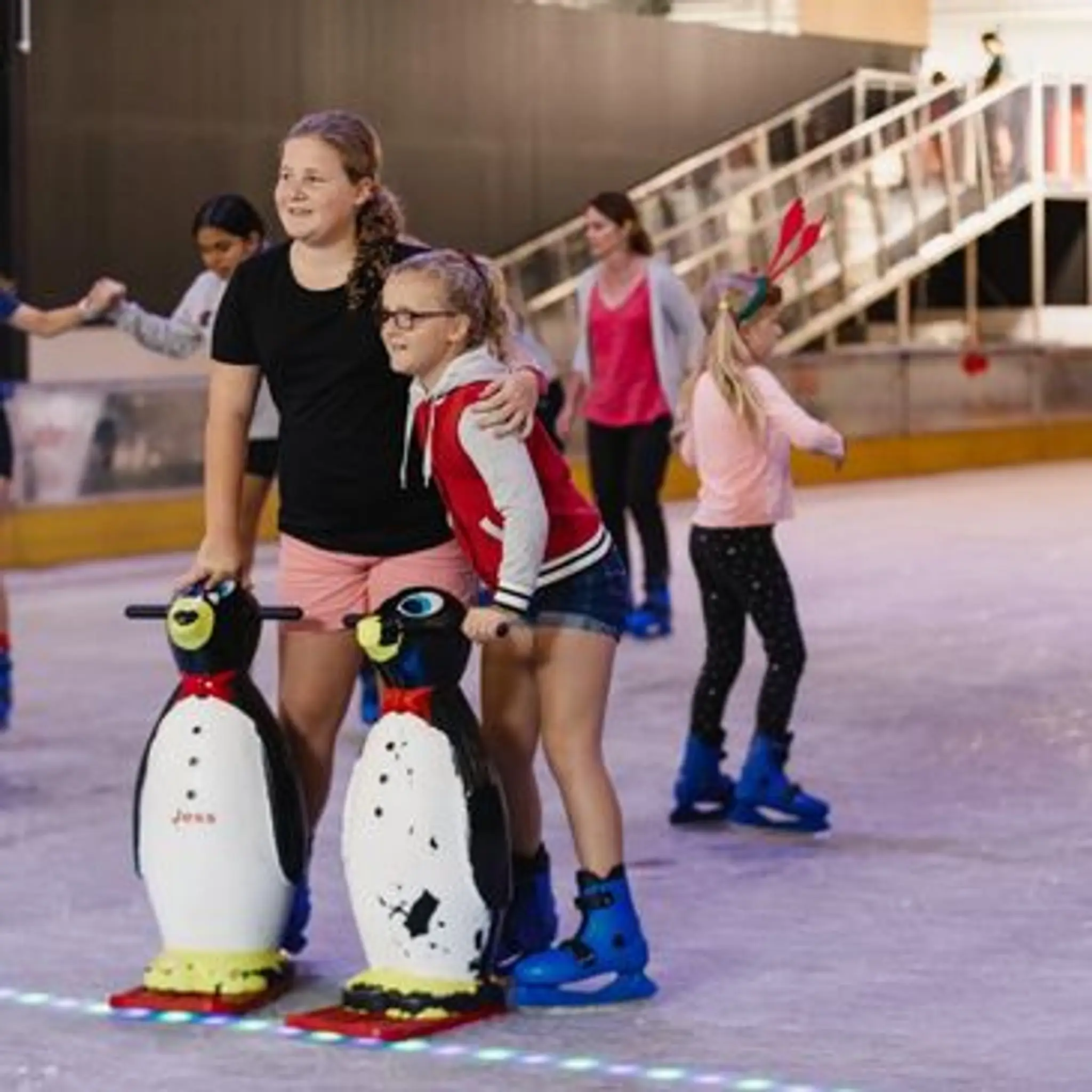 CAIRNS ICE SKATING RINK
