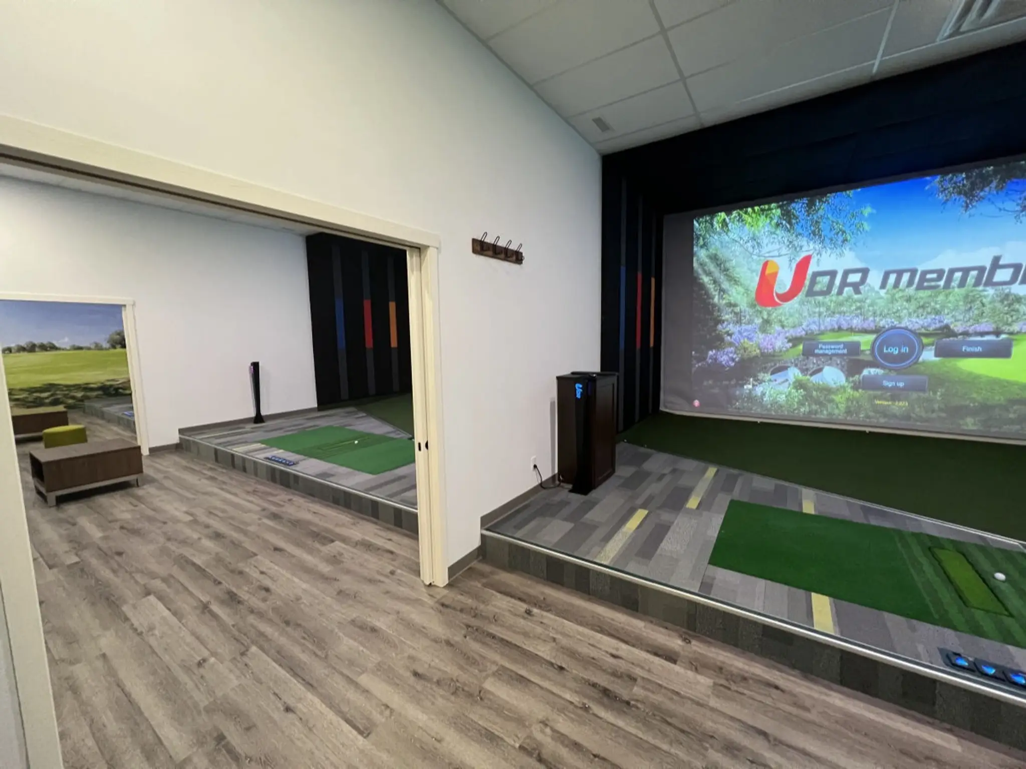 Virtual Tee Up Indoor Golf